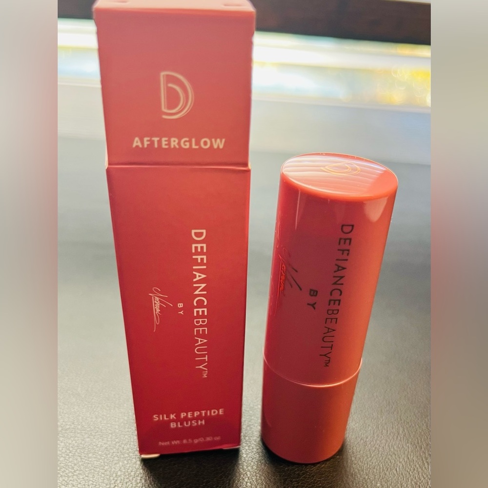 Defiance Beauty Silk Peptide Blush - Shade Afterglow - 8.5g
